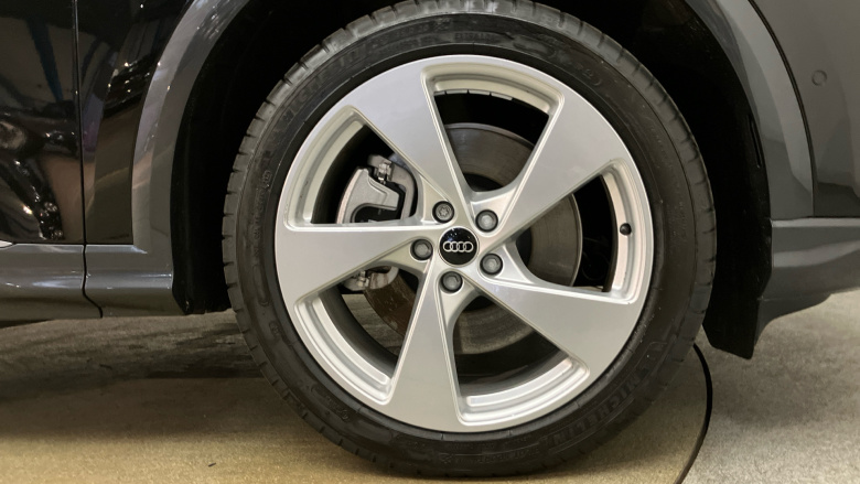 Audi Q5 2.0 TDI Quattro S Line 5dr S Tronic Diesel Estate